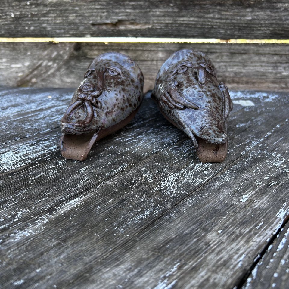 Gulpies plant waterer - Mulberry Haze