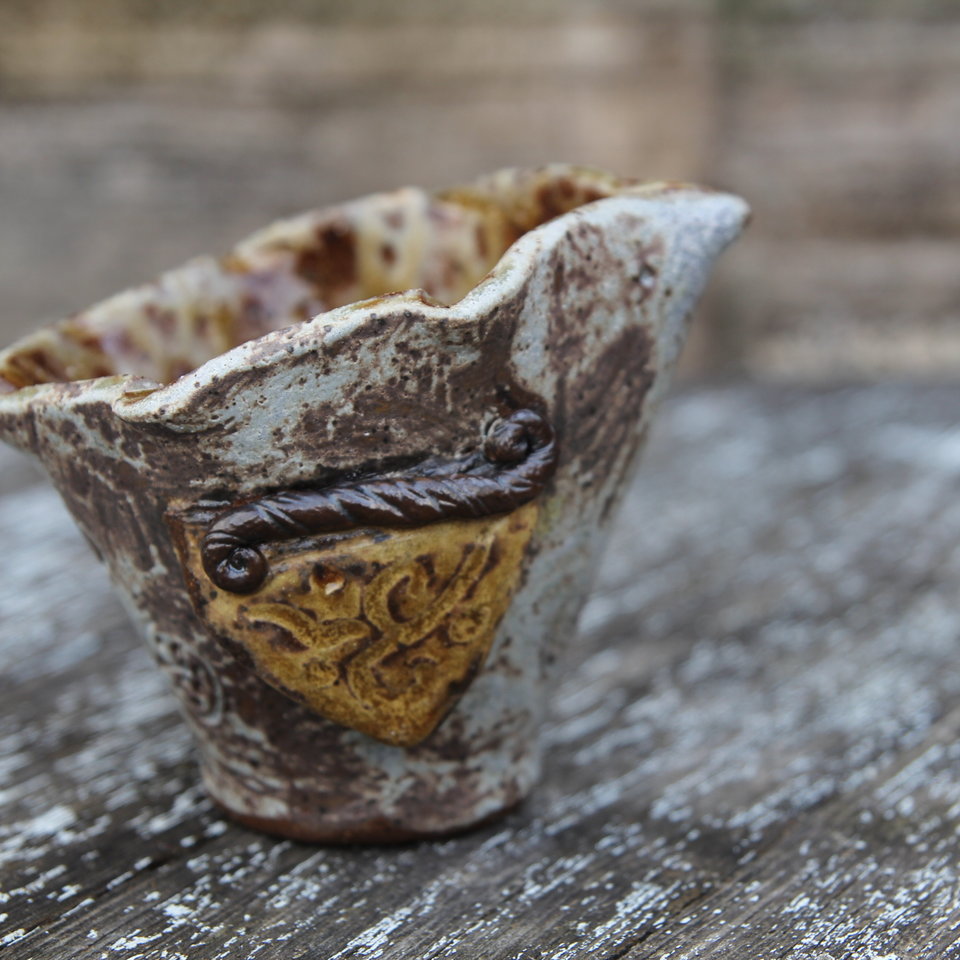 Bird Pot -  Blue Skyline