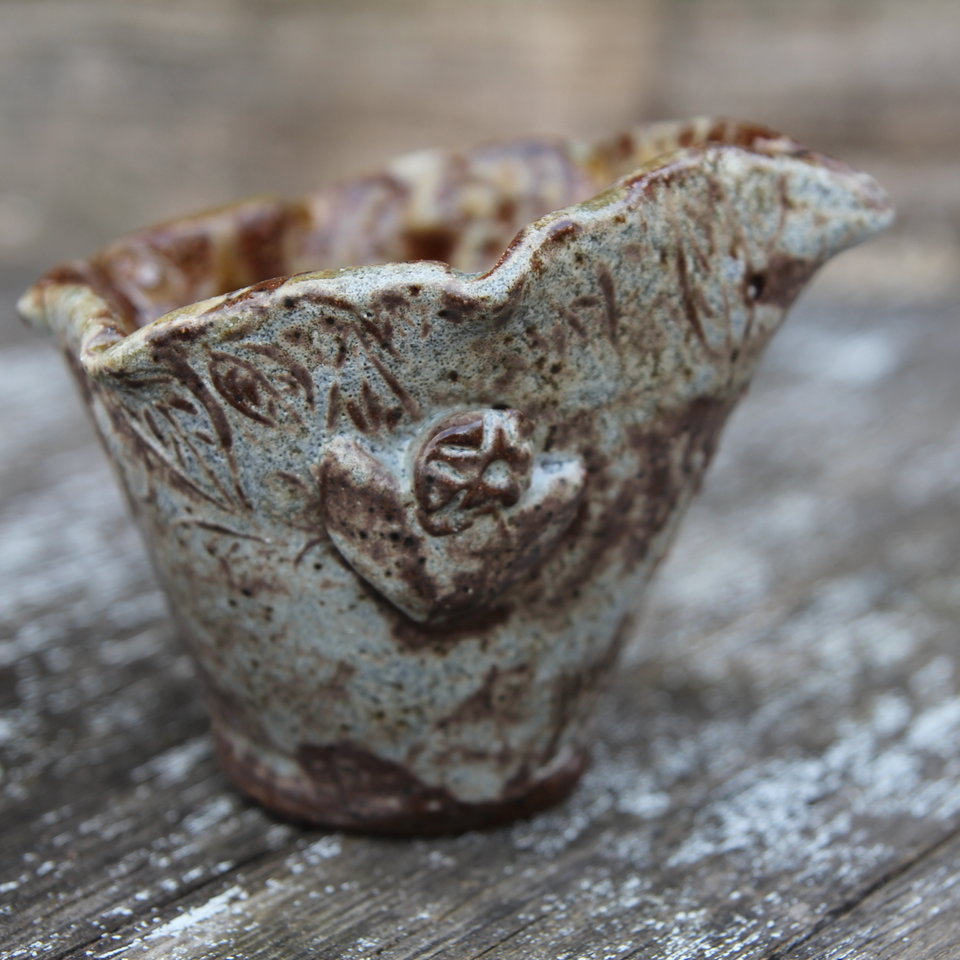 Bird Pot - Blue Skyline