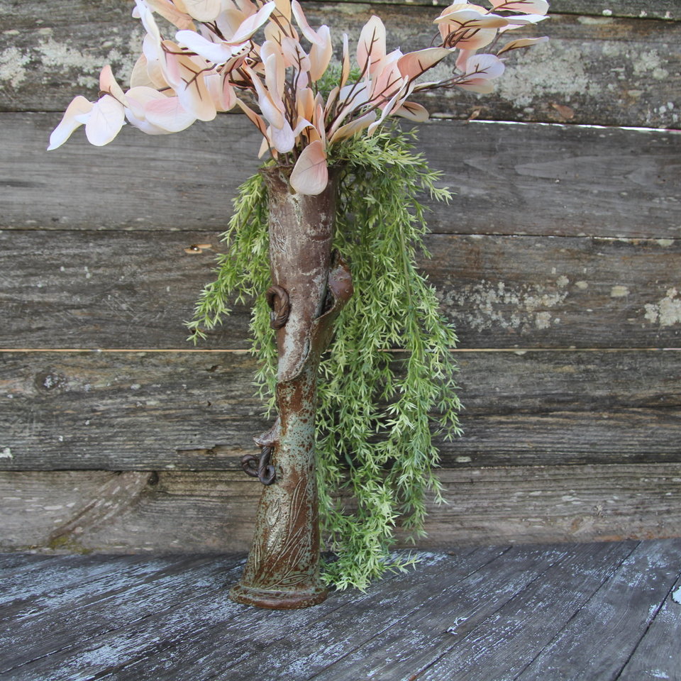 Tall Slender Vase - Cocoa Creme/Ocean Dreams